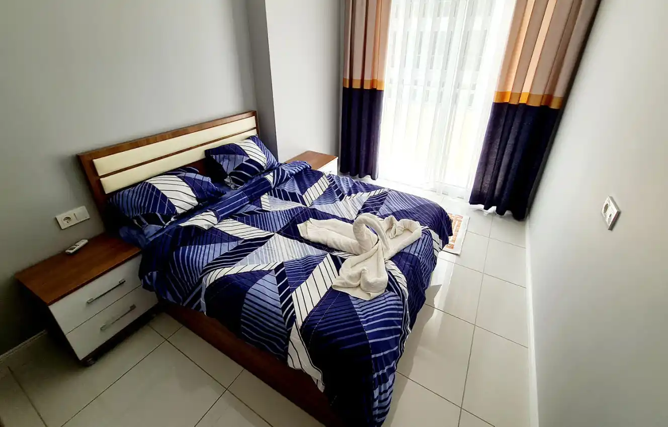 housebind 1+1 жиһазы бар дайын 3 пәтер Махмутлар / Аланияның танымал курорттық аймағында 1-7-8 қабаттарда орналасқан.