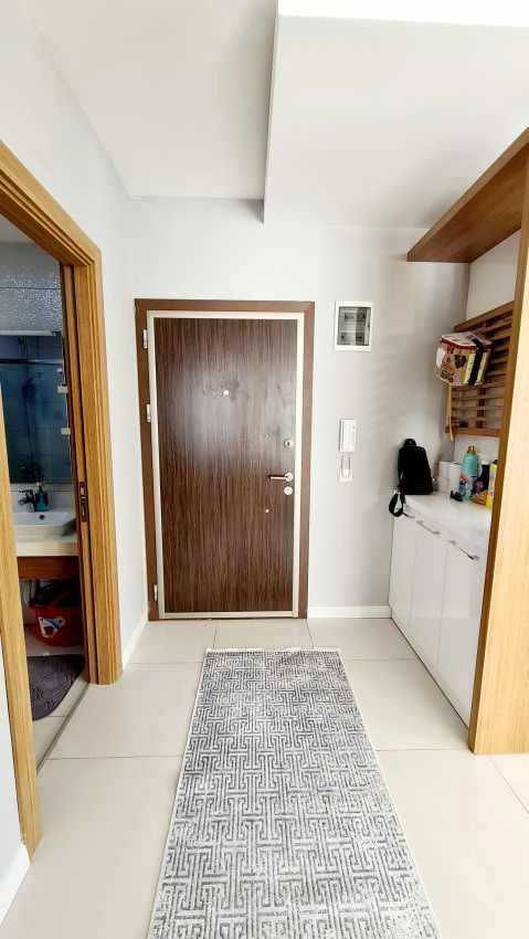 housebind 1+1 жиһазы бар дайын 3 пәтер Махмутлар / Аланияның танымал курорттық аймағында 1-7-8 қабаттарда орналасқан.