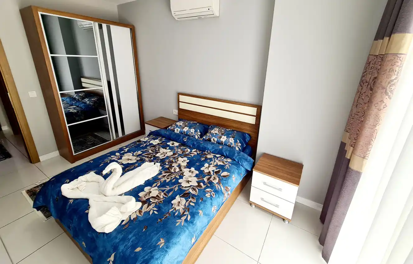 housebind 1+1 жиһазы бар дайын 3 пәтер Махмутлар / Аланияның танымал курорттық аймағында 1-7-8 қабаттарда орналасқан.