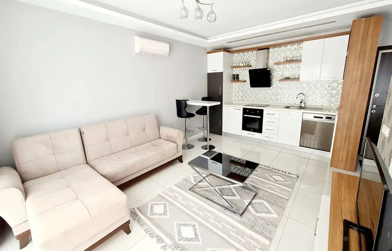 housebind 1+1 жиһазы бар дайын 3 пәтер Махмутлар / Аланияның танымал курорттық аймағында 1-7-8 қабаттарда орналасқан.