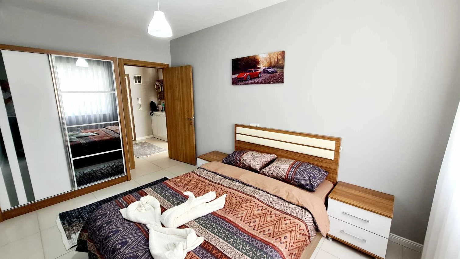housebind 1+1 жиһазы бар дайын 3 пәтер Махмутлар / Аланияның танымал курорттық аймағында 1-7-8 қабаттарда орналасқан.