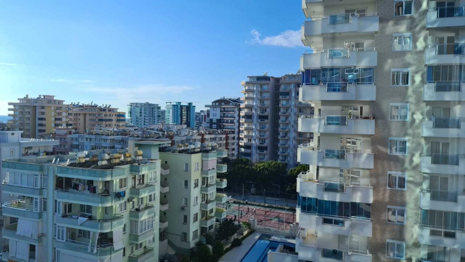 housebind Kargicak / Alanya'da birinci sınıf bir komplekste 1 + 1 geniş bir daireyi dikkatinize sunuyoruz.