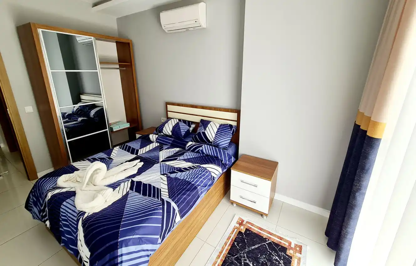 housebind 1+1 жиһазы бар дайын 3 пәтер Махмутлар / Аланияның танымал курорттық аймағында 1-7-8 қабаттарда орналасқан.