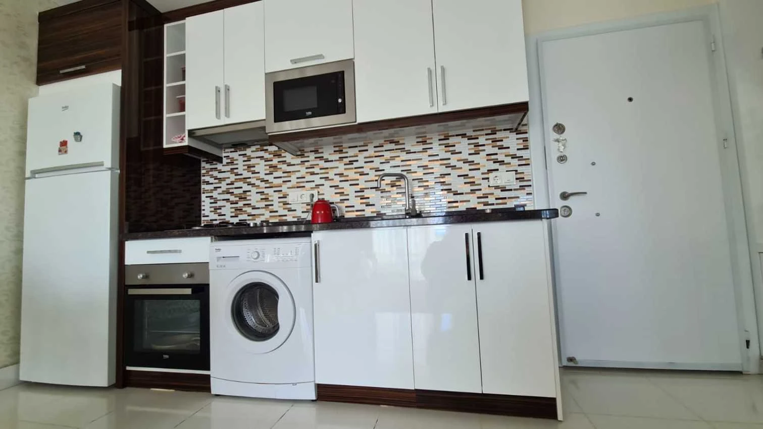 housebind Kargicak / Alanya'da birinci sınıf bir komplekste 1 + 1 geniş bir daireyi dikkatinize sunuyoruz.