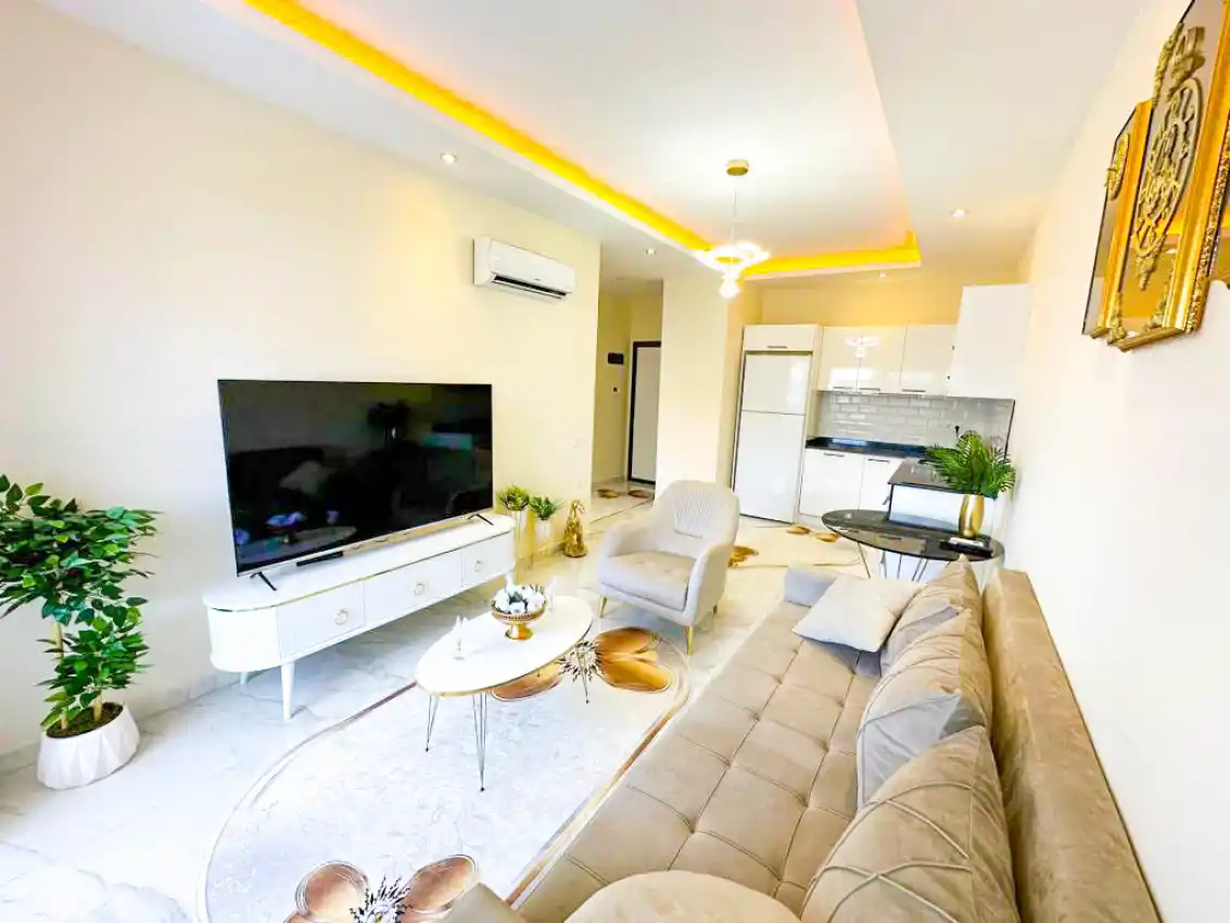 housebind Кестелдегі үлкен кешенде жиһазбен бірге 1+1 пәтер