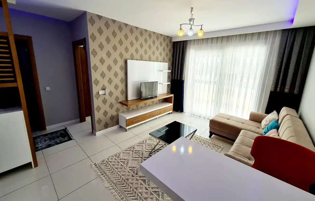 housebind 1+1 жиһазы бар дайын 3 пәтер Махмутлар / Аланияның танымал курорттық аймағында 1-7-8 қабаттарда орналасқан.